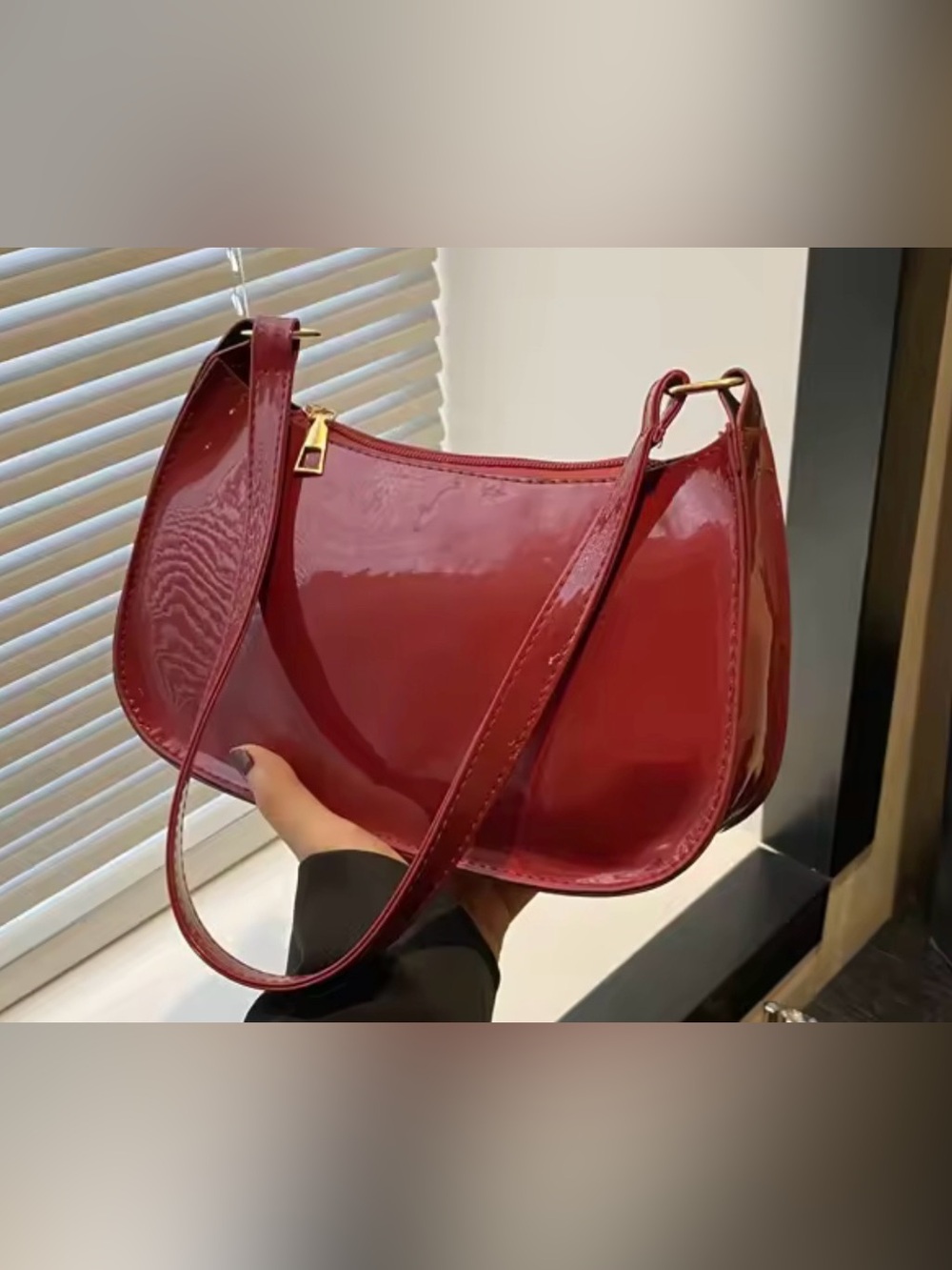 Red Glossy Shoulder Purse – Y2K Style Dress Up Bag